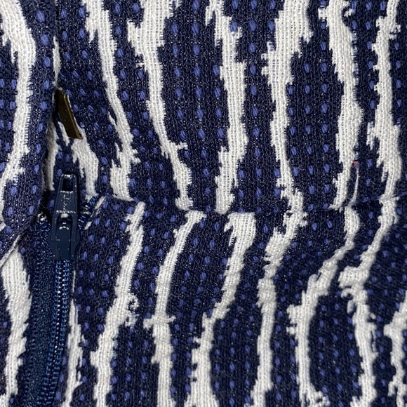 Ann Taylor LOFT the Riviera short size 8 - Picture 4 of 10